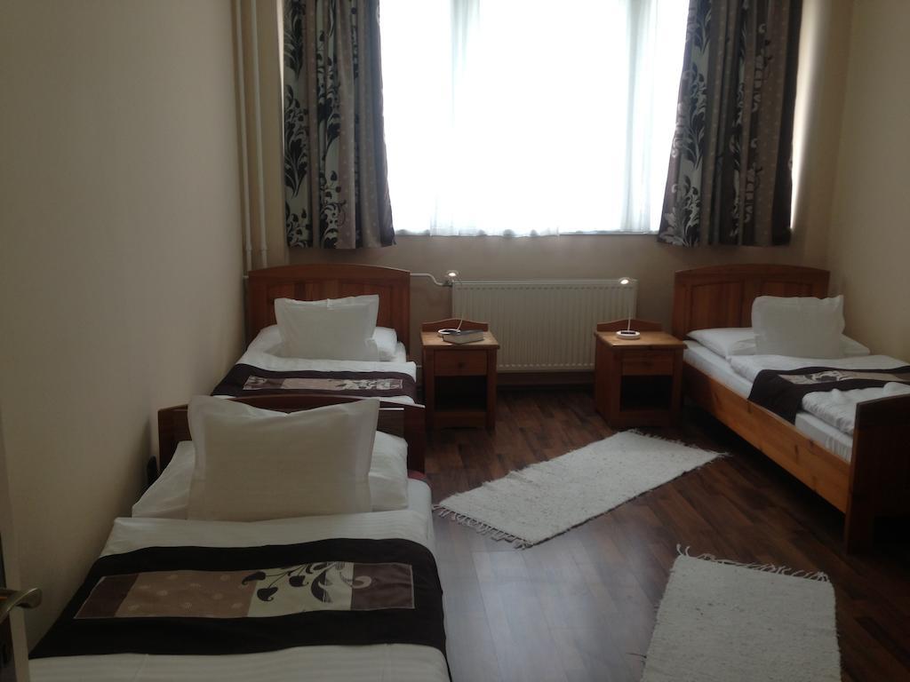 Vasvirag Hotel Celldömölk Pokój zdjęcie