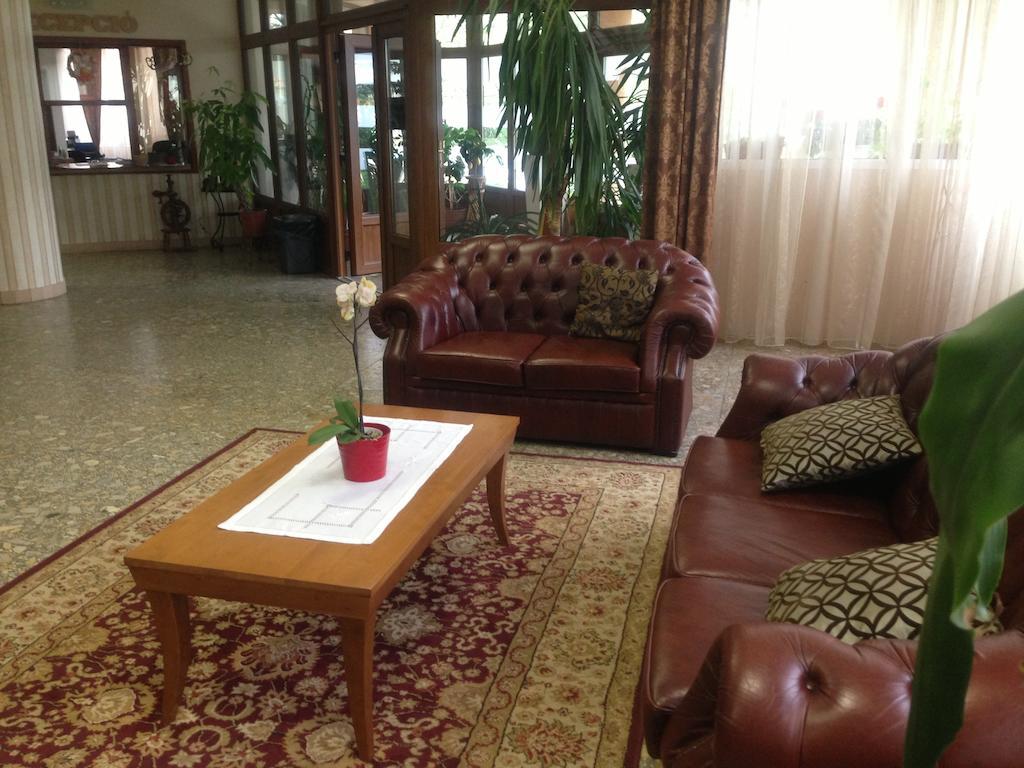 Vasvirag Hotel Celldömölk Zewnętrze zdjęcie